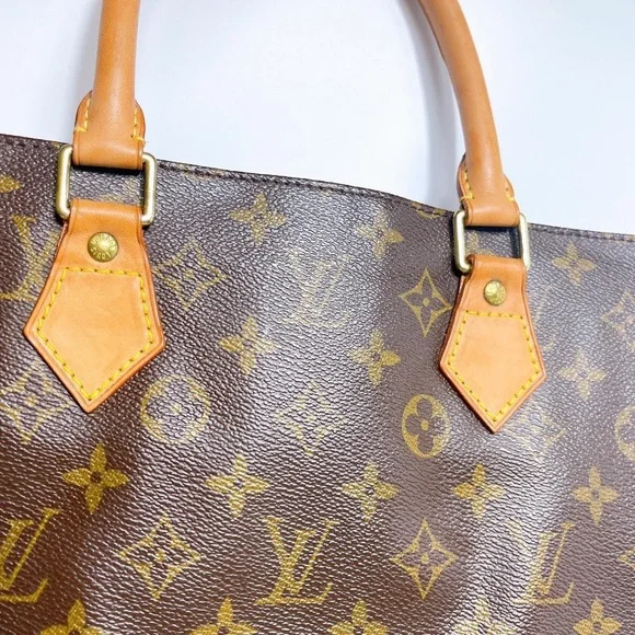 Beautiful and modern Authentic LOUIS VUITTON monogram Sac Plat tote bag - Picture 6 of 8
